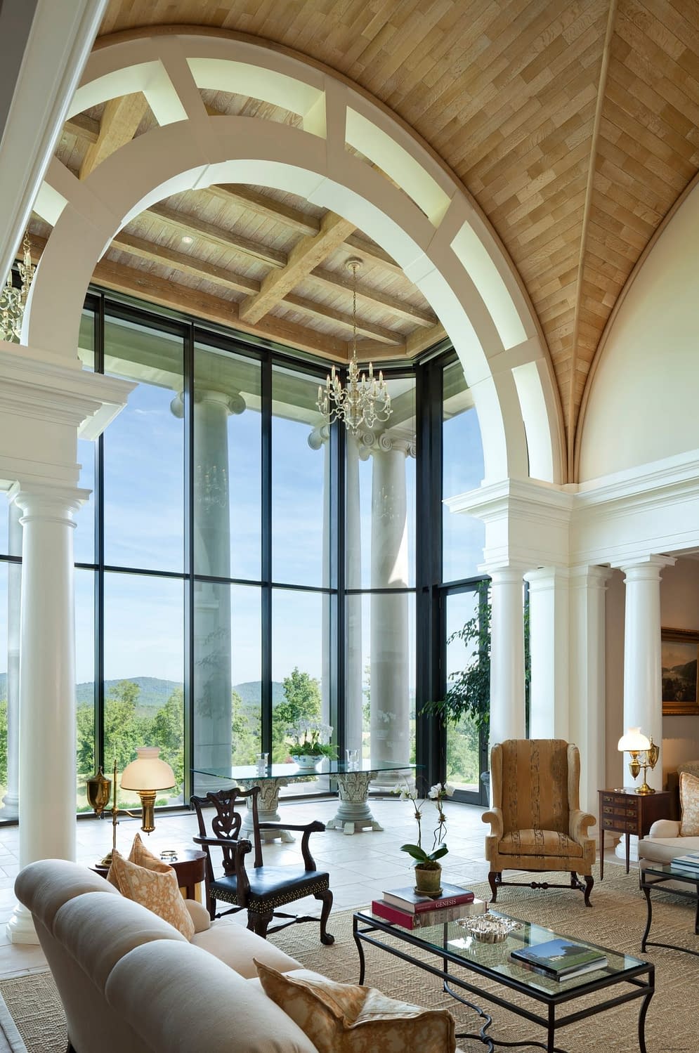 Thermally broken steel curtain wall window systems from Brombal conveys the splendor of this estate
