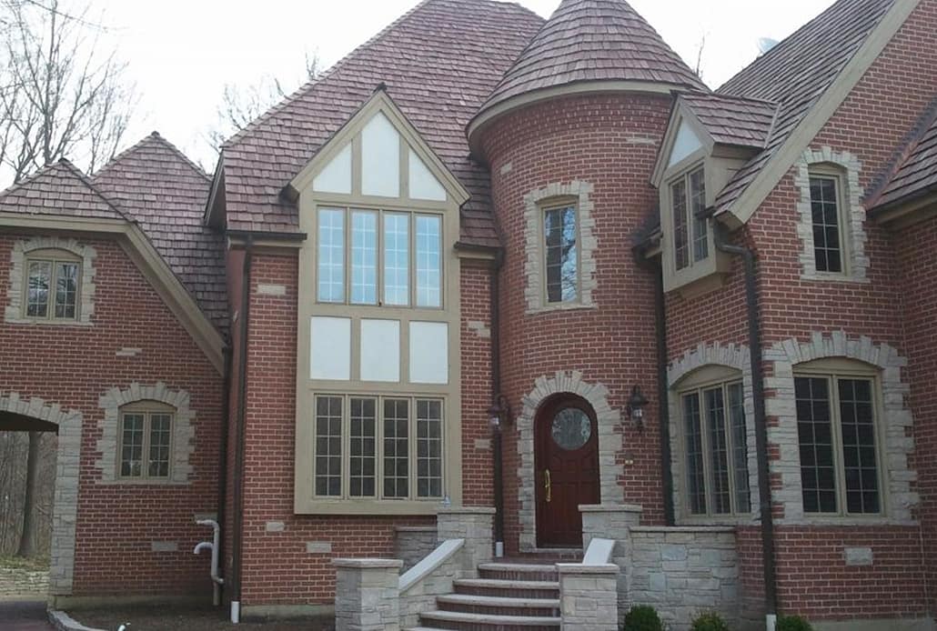 Custom aluminum push-out casement windows accentuates this stately home in Chicago